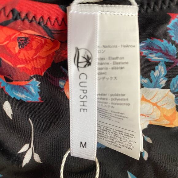 Cupshe Black Floral Woman’s One Piece Designer Swimsuit SZ M NWT - Picture 6 of 6